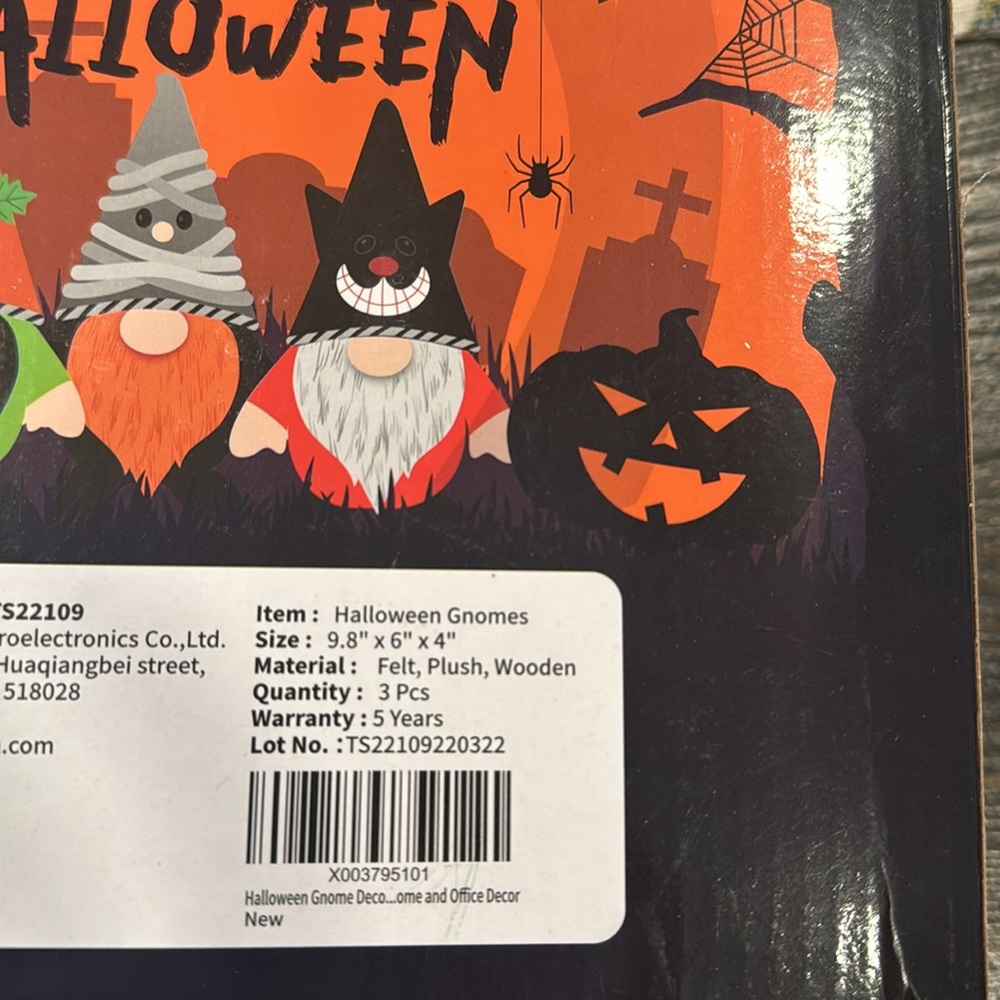 NWT set of 3 Plush Halloween Gnomes In Box - Picture 10 of 10
